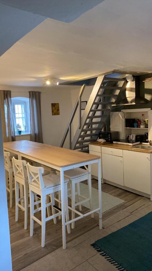 Golyashaz Apartman Kovagoors Ngoại thất bức ảnh