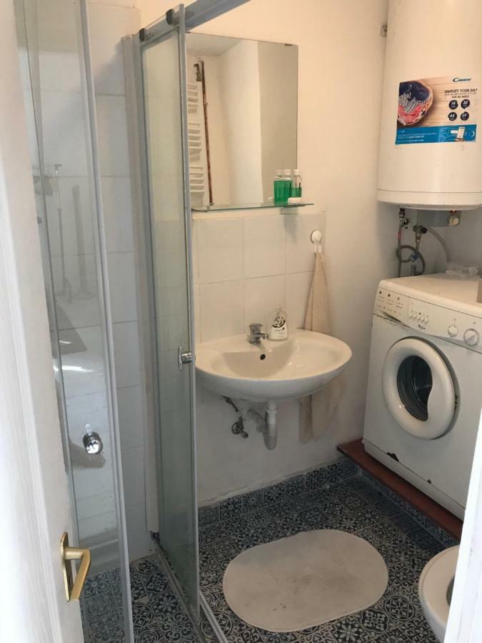 Golyashaz Apartman Kovagoors Ngoại thất bức ảnh